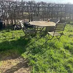 Petit Duplex Cosy Coup De Coeur, Dans Ferme De Charme Du 18 E Siecle Au Milieu Des Champs Bossut-Gottechain